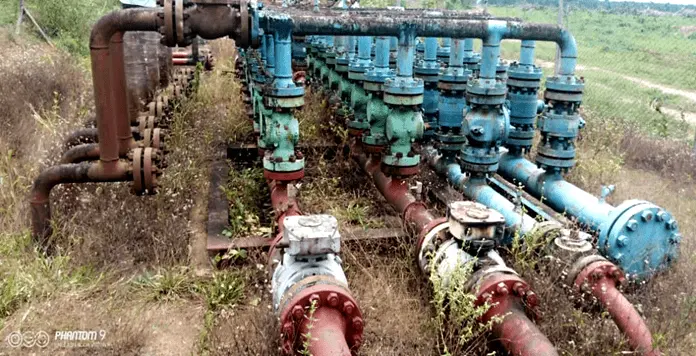Manifold Maintenance and Modification at Seven Manifolds (OML 98) image one